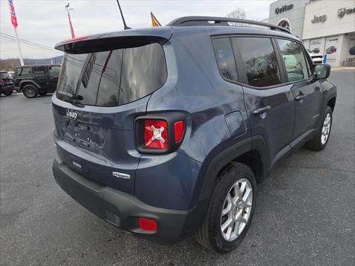 2022 Jeep Renegade Latitude 4x4