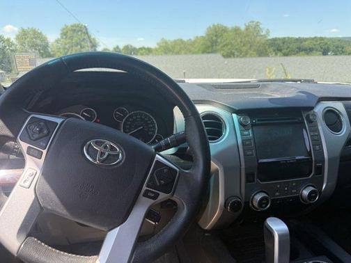 White 2016 Toyota Tundra