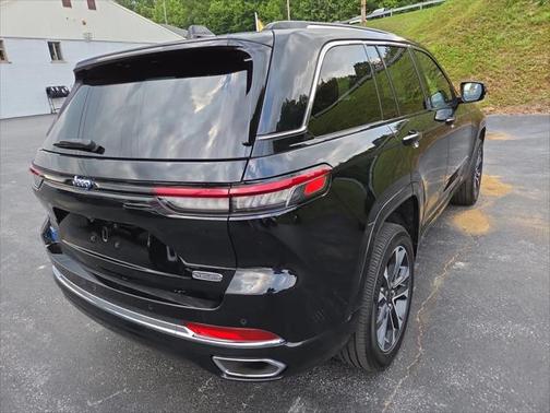 2023 Jeep Grand Cherokee 4xe Overland