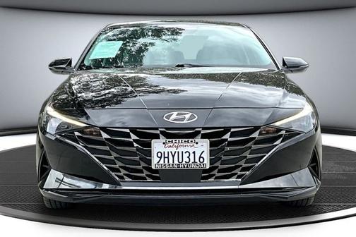 Black 2023 Hyundai ELANTRA HEV Limited