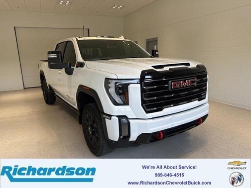 2024 GMC Sierra 2500 AT4
