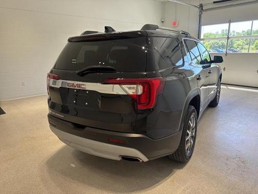 2023 GMC Acadia FWD SLE