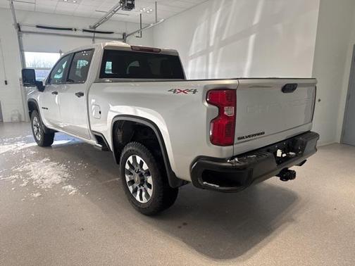 2023 Chevrolet Silverado 2500 Custom