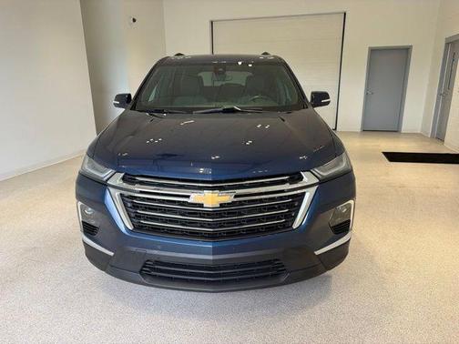 Northsky Blue Metallic 2023 Chevrolet Traverse LT Cloth