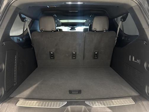 2024 Chevrolet Suburban 4WD Z71