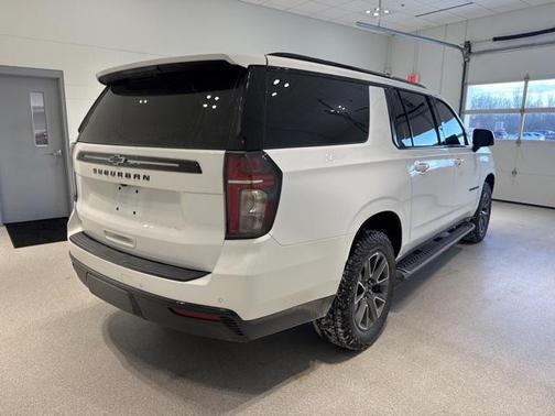 2024 Chevrolet Suburban 4WD Z71