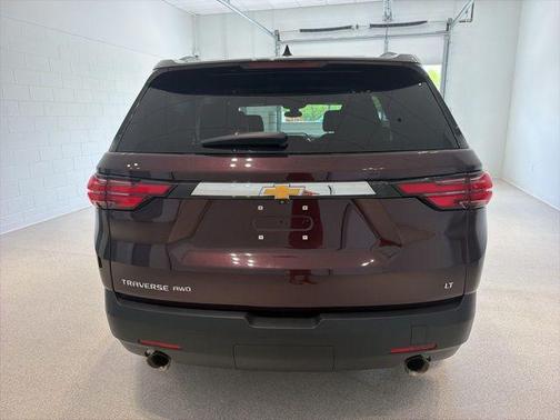 Black Cherry Metallic 2023 Chevrolet Traverse LT Cloth