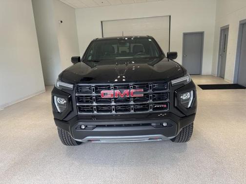 2024 GMC Canyon Base