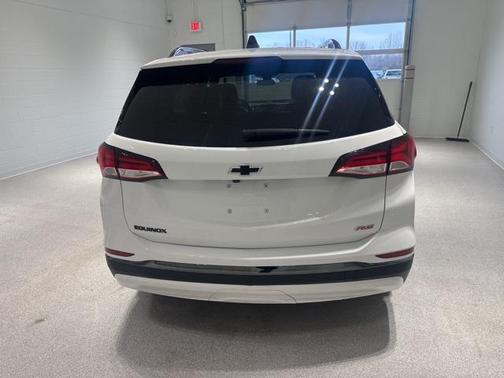 2022 Chevrolet Equinox FWD RS