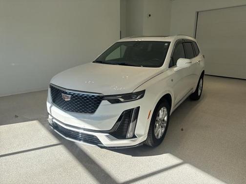 2025 Cadillac XT6 Luxury AWD