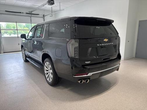 2025 Chevrolet Suburban Premier