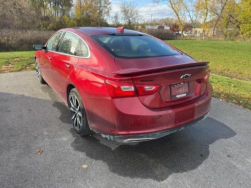 2024 Chevrolet Malibu FWD RS