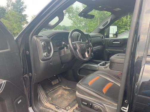2021 GMC Sierra 2500 AT4