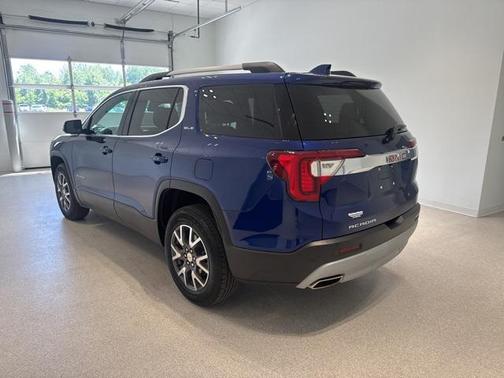 2023 GMC Acadia FWD SLE