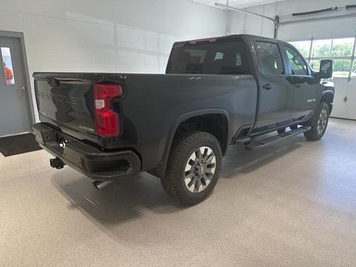 2026 Chevrolet Silverado 2500 Custom