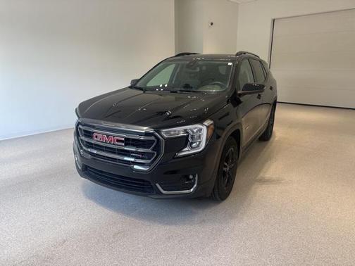 2023 GMC Terrain AWD AT4
