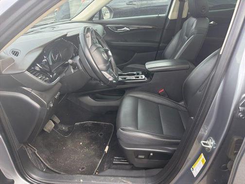 2022 Buick Envision FWD Essence