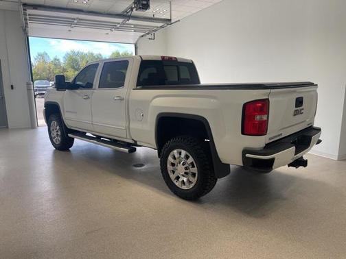 2016 GMC Sierra 2500 Denali