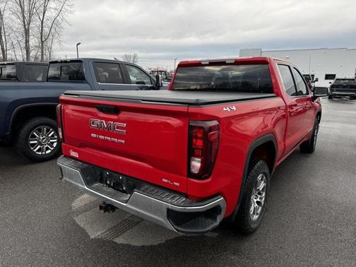 2024 GMC Sierra 1500 SLE