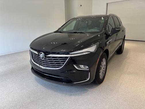 2023 Buick Enclave Essence AWD