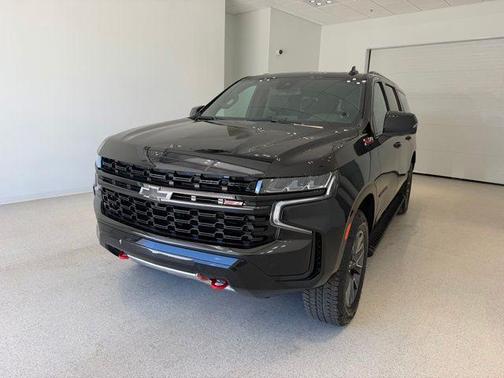Black 2023 Chevrolet Suburban 4WD Z71