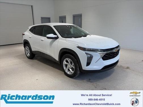 2026 Chevrolet Trax LS