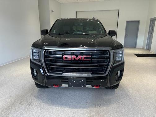 2022 GMC Yukon 4WD AT4
