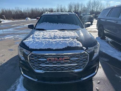 2023 GMC Terrain Denali
