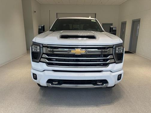 2025 Chevrolet Silverado 2500 High Country