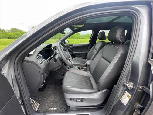 2023 Volkswagen Tiguan 2.0T SE R-Line Black 4MOTION