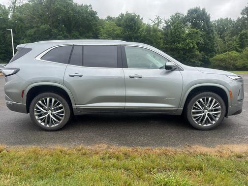 Moonstone Gray Metallic 2026 Buick Enclave Avenir FWD