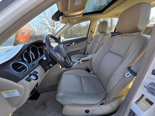 2013 Mercedes-Benz C-Class Luxury