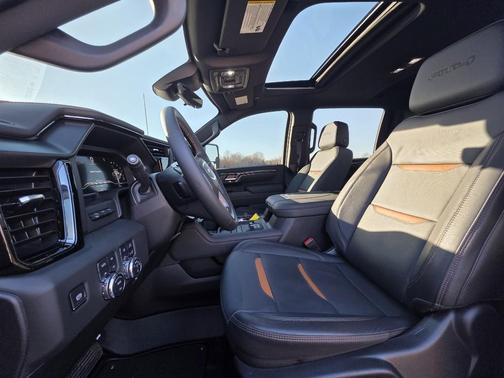 2025 GMC Sierra 2500 AT4