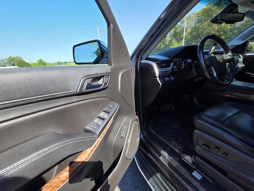 2018 Chevrolet Suburban Premier