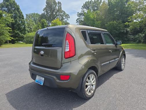 2013 Kia Soul +