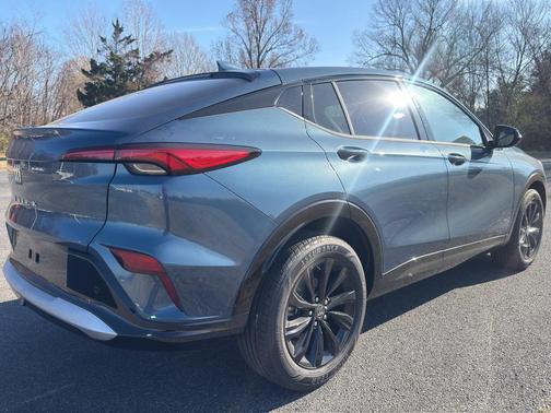 2026 Buick Envista Sport Touring FWD