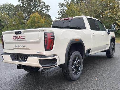 2026 GMC Sierra 2500 AT4