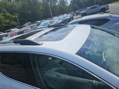 2023 GMC Acadia FWD SLT