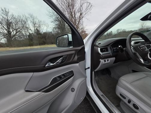 2023 GMC Acadia FWD SLT