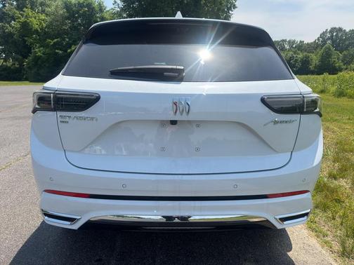 Iridescent White Tricoat 2026 Buick Envision Avenir AWD