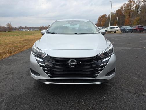 2023 Nissan Versa 1.6 SV