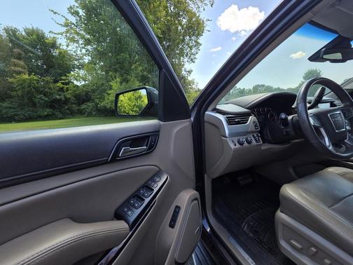 2016 GMC Yukon XL SLT