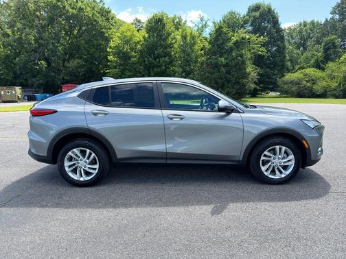 Moonstone Gray Metallic 2026 Buick Envista Preferred FWD
