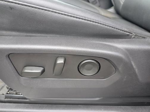 2025 GMC Sierra 2500 SLT