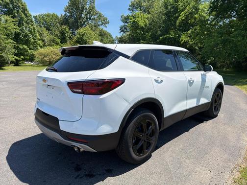 Summit White 2024 Chevrolet Blazer 2LT