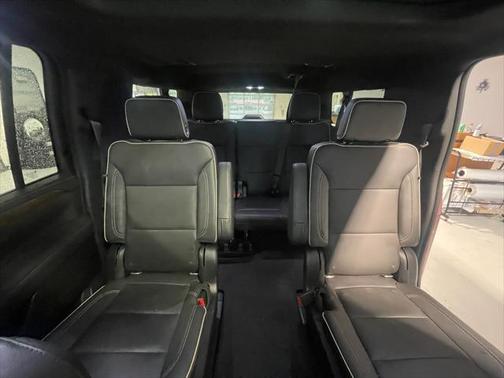 2021 Chevrolet Suburban Premier