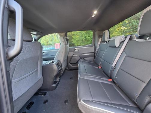 2026 GMC Sierra EV Standard Range Elevation