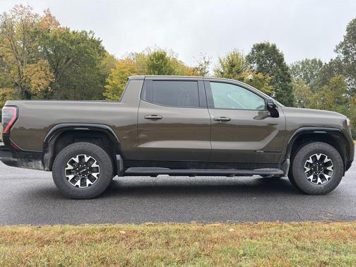 2026 GMC Sierra EV Extended Range AT4