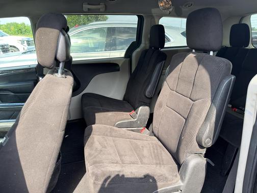 True Blue Pearlcoat 2013 Dodge Grand Caravan SE