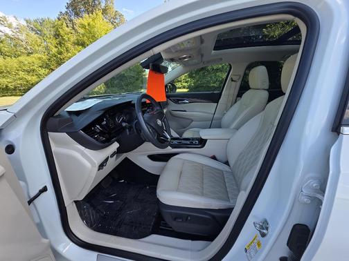 2022 Buick Envision FWD Avenir